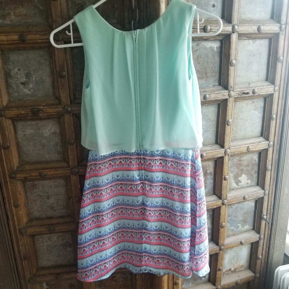 2 girl dresses size 10/12